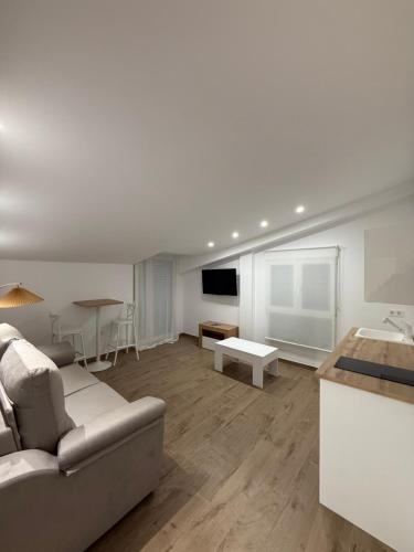 Pontones Apartment | Ático el YELMO - Hotel Ruta del Segur