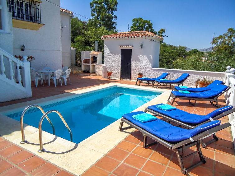 Almogia House | 100 m² House ∙ 3 bedrooms ∙ 6 guests