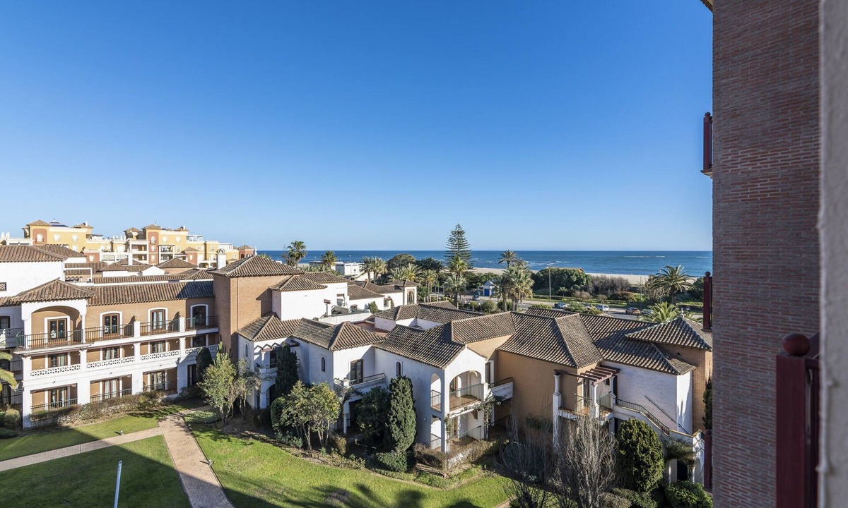 Playa de Isla Canela Apartment | 3-bedroom Apartment With Pool