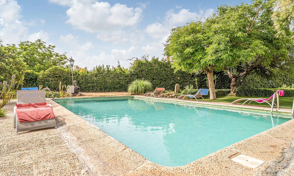 Tocon House | 6 bedroom beautiful home in Tocon