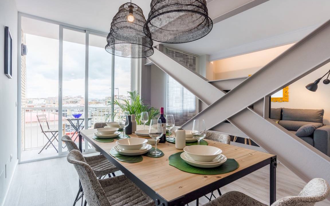 Ensanche Centro Apartment | 90 m² Apartment ∙ 2 bedrooms ∙ 4 guests