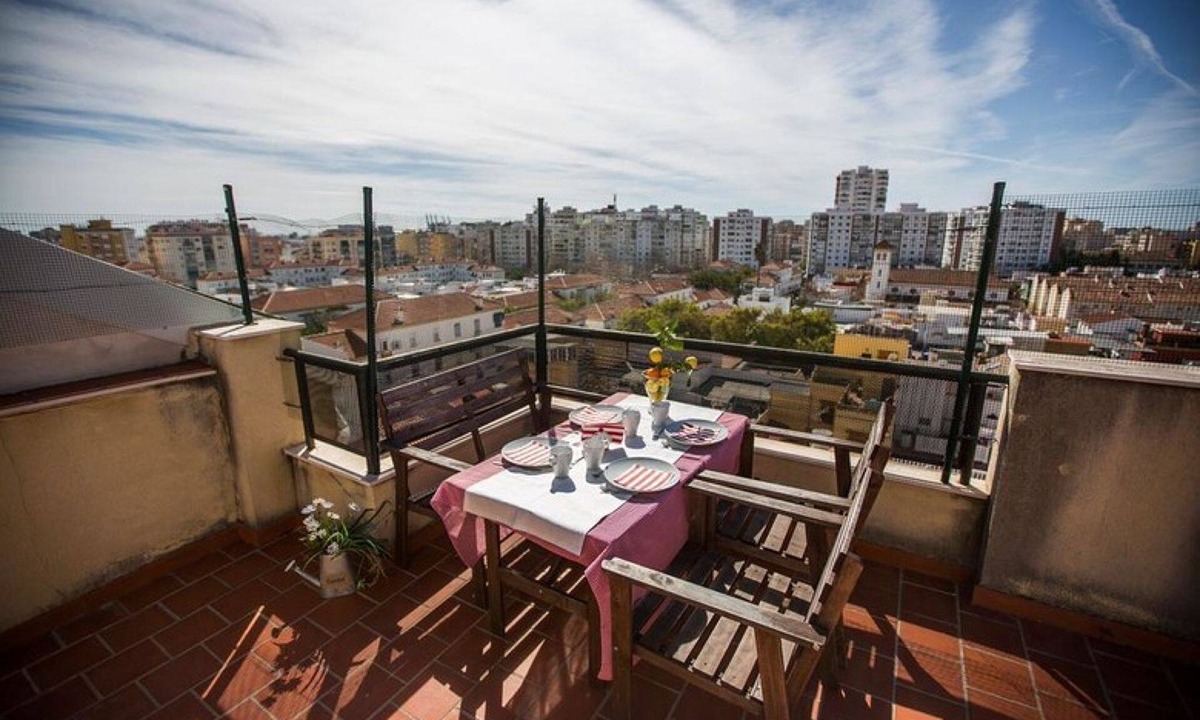 Bailen-Miraflores Apartment | A. B. DOMINICUM PENTHOUSE