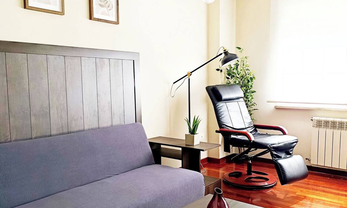 Lugo House | A home on the banks of the Miño River, ideal for families and groups of friends.