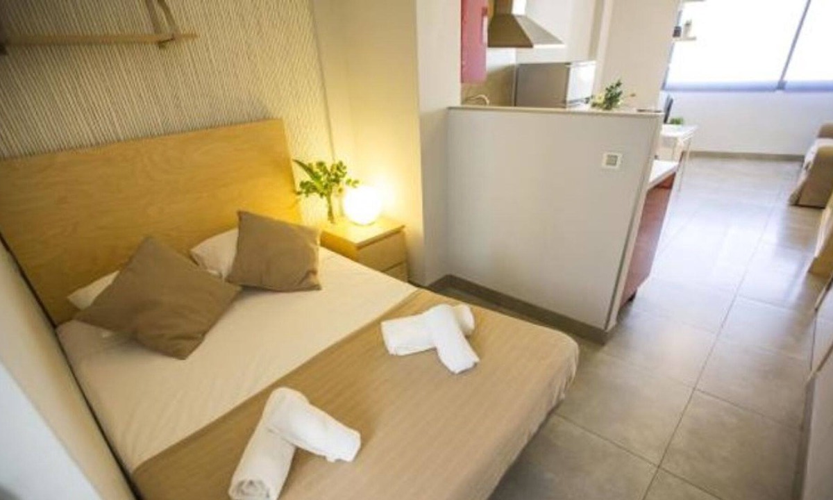 Bailen-Miraflores Apartment | AB DOUBLE STUDIO APARTMENTS