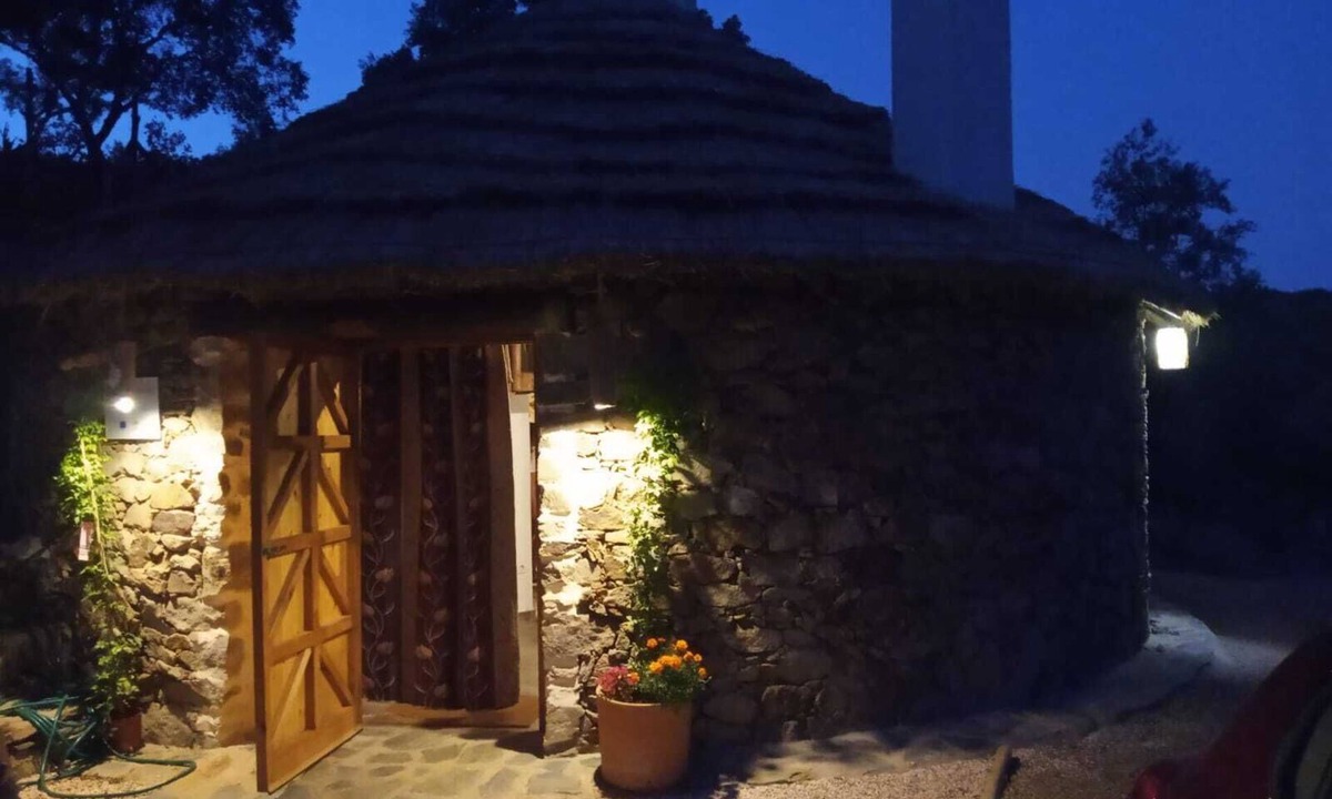 Cazalla De La Sierra Cottage | Accommodations Los Chozos