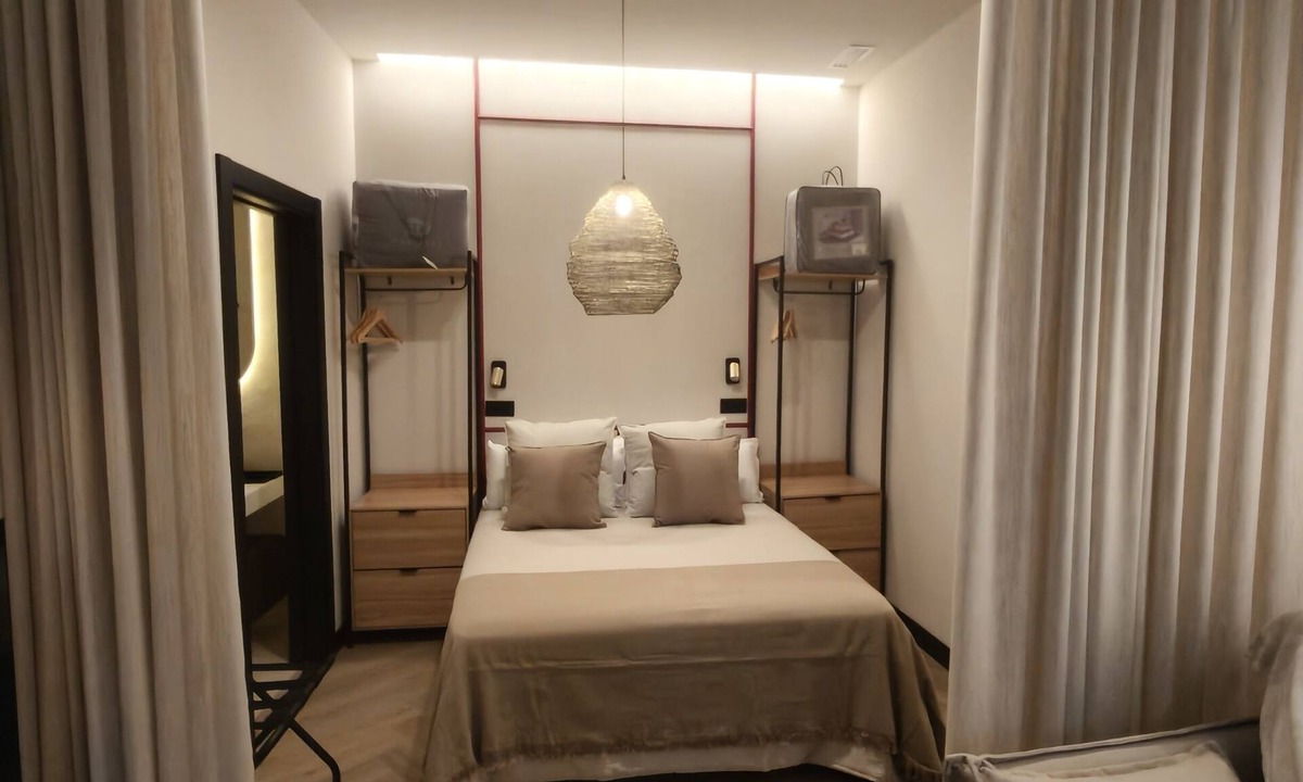 Badajoz Old Town Apartment | Acebo - Views of Castelar Park