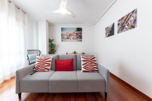 Santurtzi Apartment | Acogedor piso en Santurtzi .Parking privado