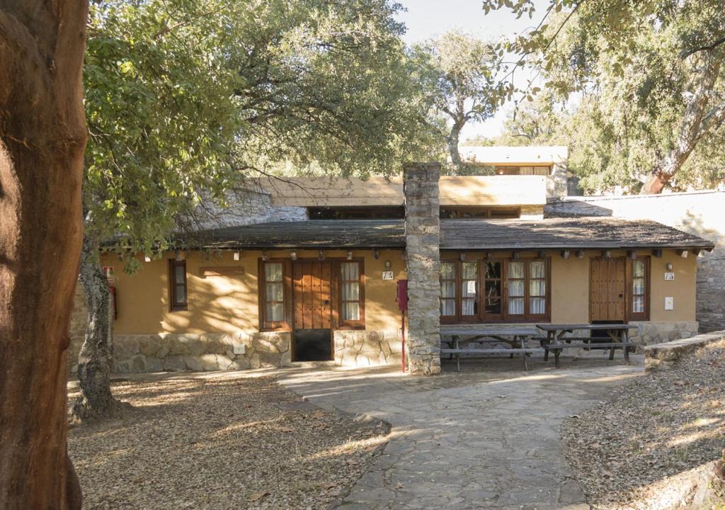 Cortes de la Frontera Hostel | Albergue Inturjoven Cortes De La Frontera