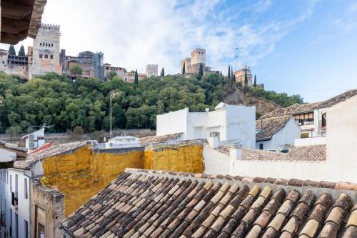 San Pedro Apartment | Alhambra View Nest