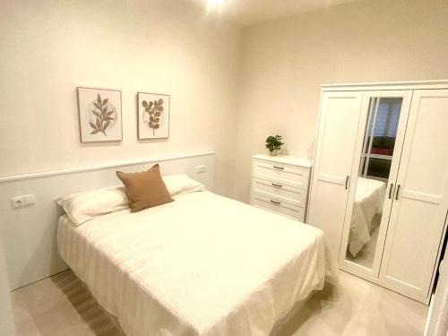 Valdeolleros Apartment | Almogávares 36 Apartamento 2