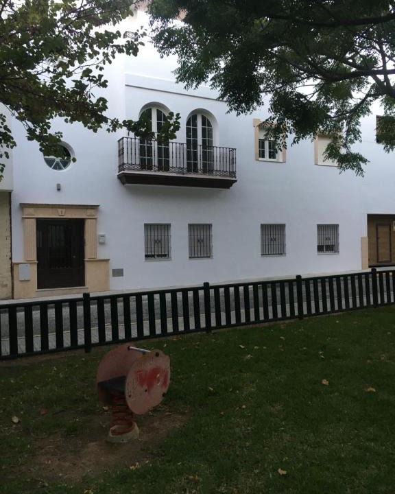 Conil de la Frontera City Center Hotel | Alojamiento Saturno 1