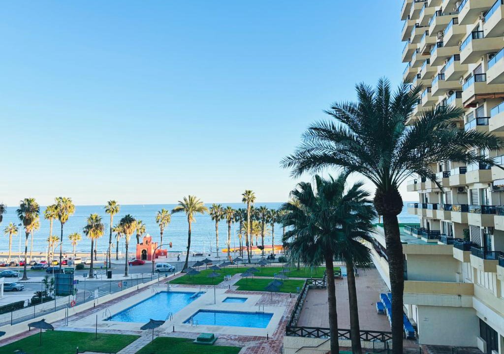Torrequebrada Apartment | AlquilaEasy Aloha Playa