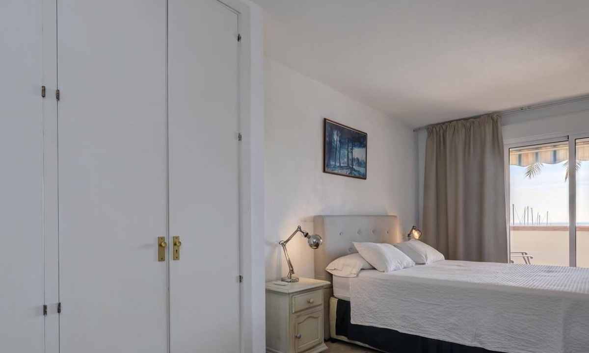 Estepona Apartment | Amazing apartment located in the port of Estepona (PP 6-2-7)