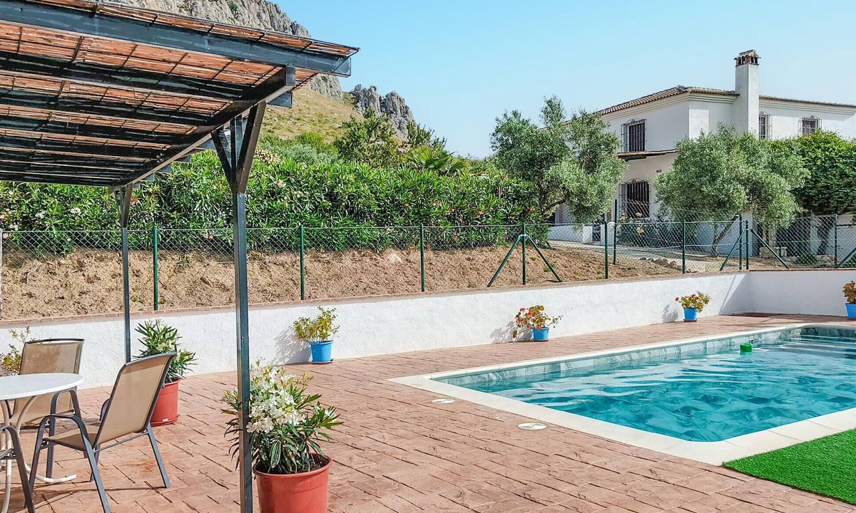 Canete la Real House | Amazing home in Cañete la Real