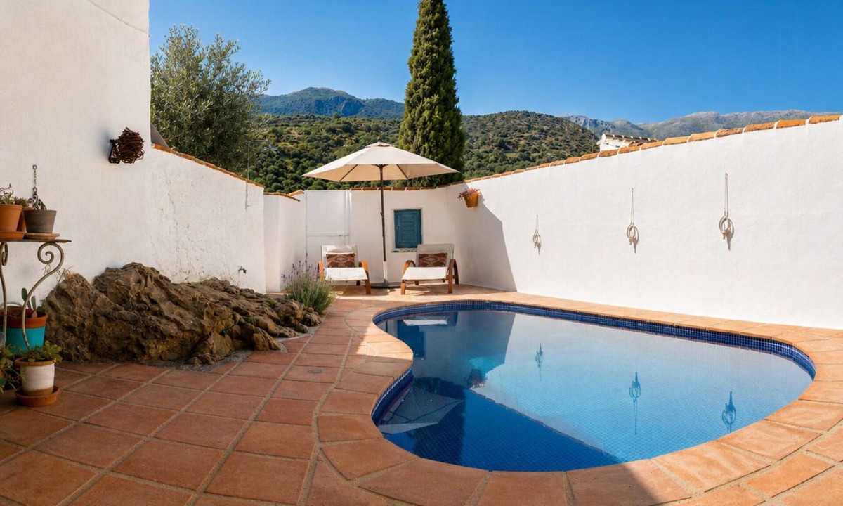 Periana House | Andalusian House with a Pool near Periana, Málaga