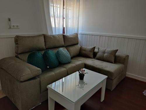 Villanueva de los Castillejos Apartment | Apartamentos BARBAS