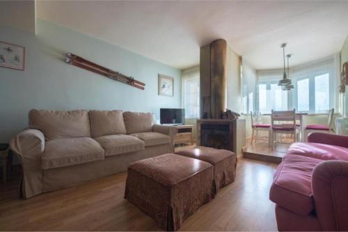 Pradollano Apartment | Apartamento Ameto en la plaza Pradollano"Junto al telecabina Borreguiles"