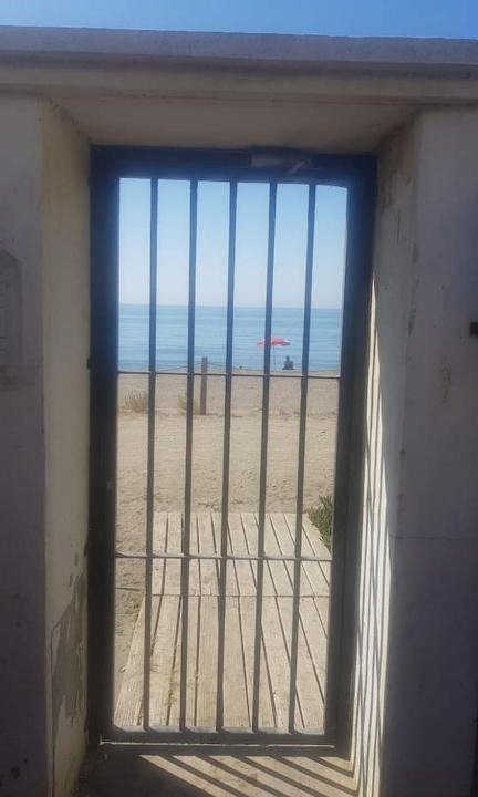 Torre de Benagalbon Apartment | Apartamento con acceso directo a la playa