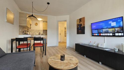 La Cala del Moral Apartment | Apartamento Marion