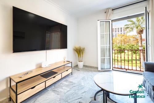 Huelva Apartment | Apartamento moderno en Huelva centro con parking