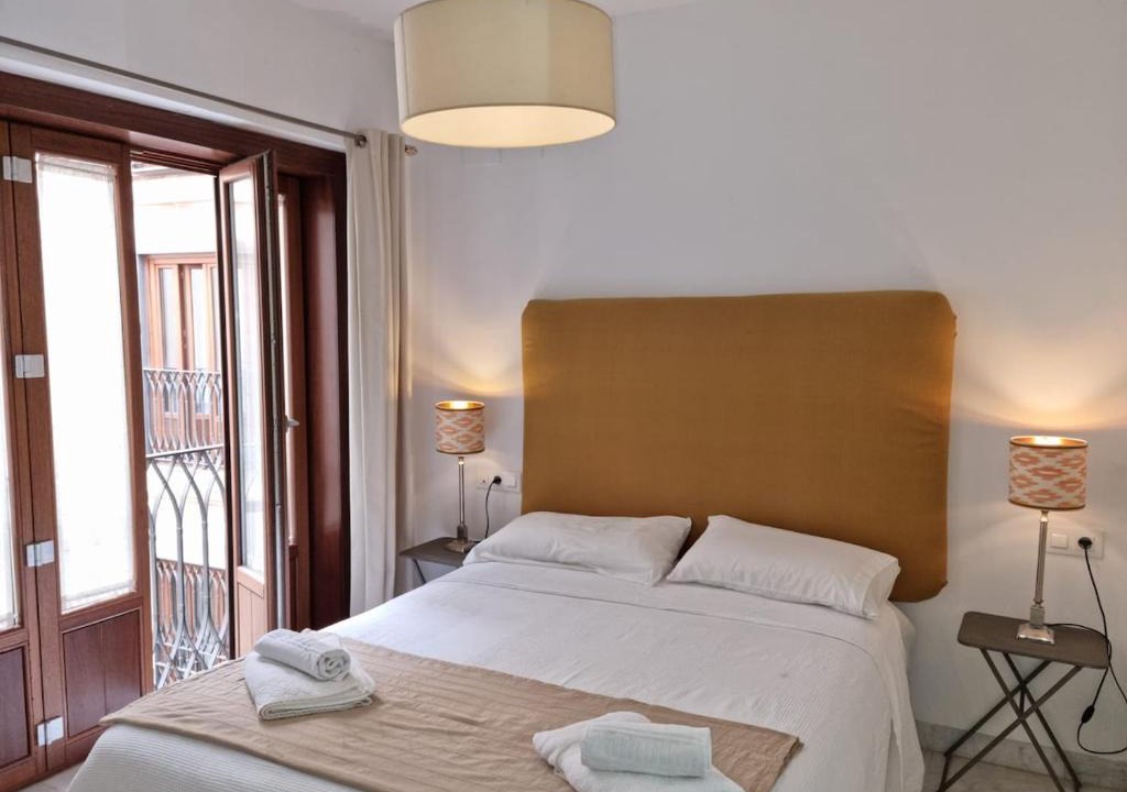 Historical Center Apartment | Apartamento Premium con Terraza Privada en la Mejor Zona de Sevilla