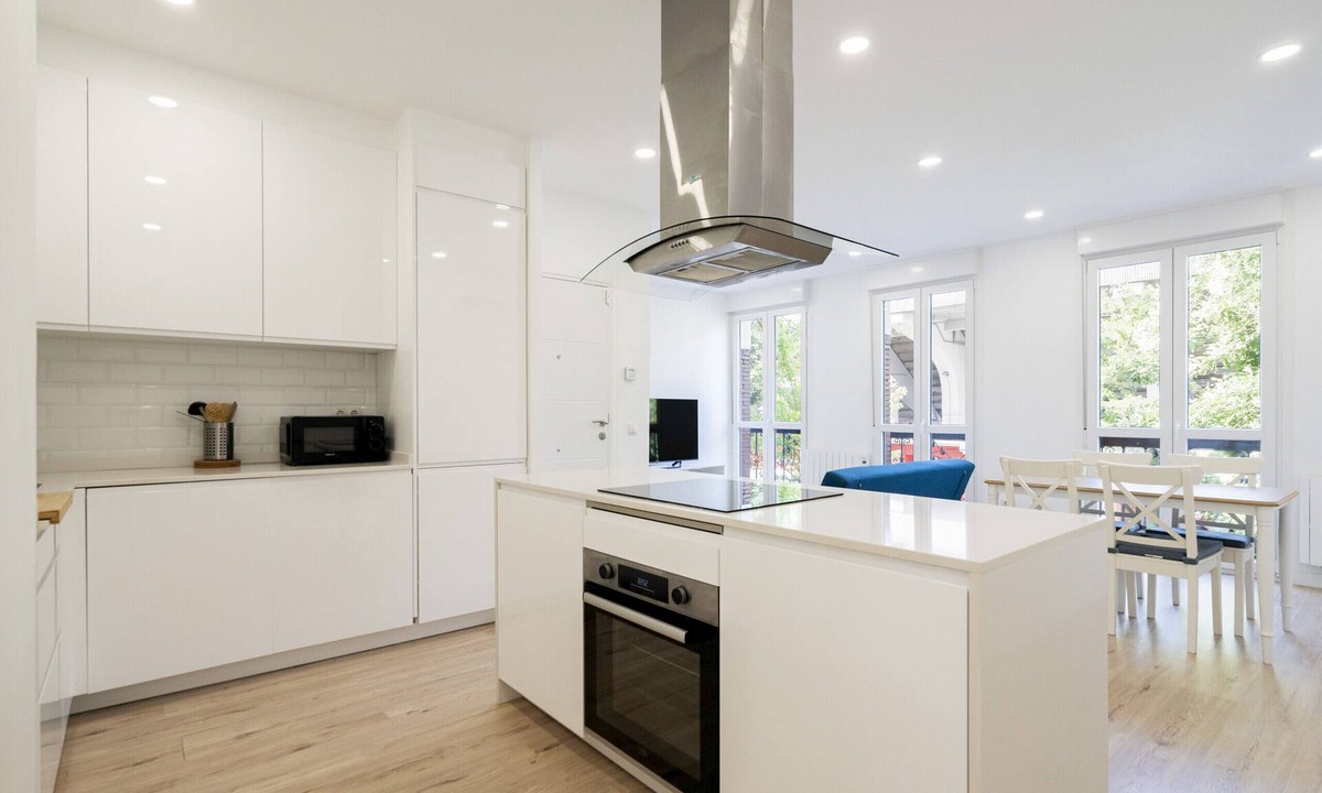 Palomeras Bajas Apartment | apartamento reformado para 6 personas de alquiler temporal