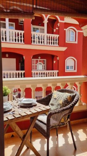 Mazagon Apartment | Apartamento rojo con vistas al mar