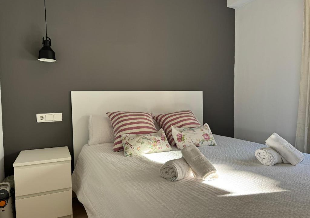 San Basilio Apartment | Apartamento San Basilio Bookish Place