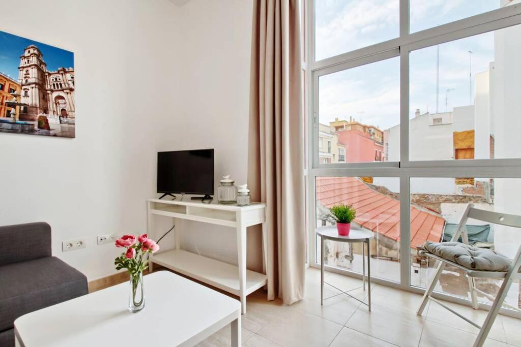 Perchel Sur Apartment | Apartamento terraza privada 2D. MALAGA CENTRO