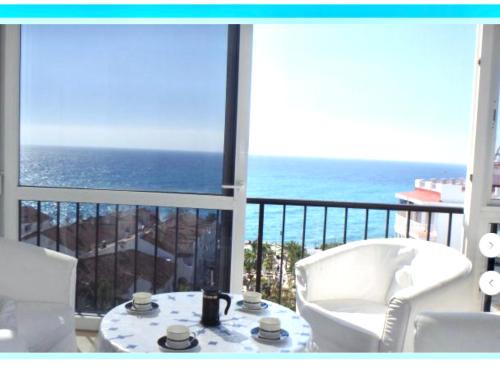 Nerja City Centre Apartment | APARTAMENTO TORRECILLA Sur NSF30 , NERJA