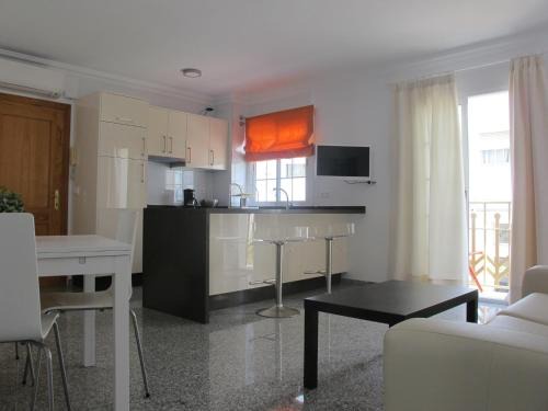 Nerja City Centre Apartment | Apartamentos Jimmy 2