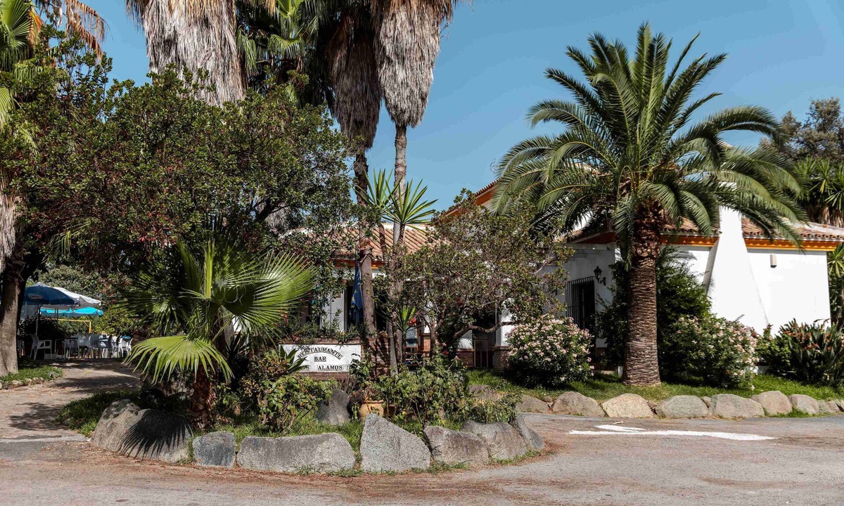 El Pedroso Hotel | Apartamentos Los Álamos de El Pedroso