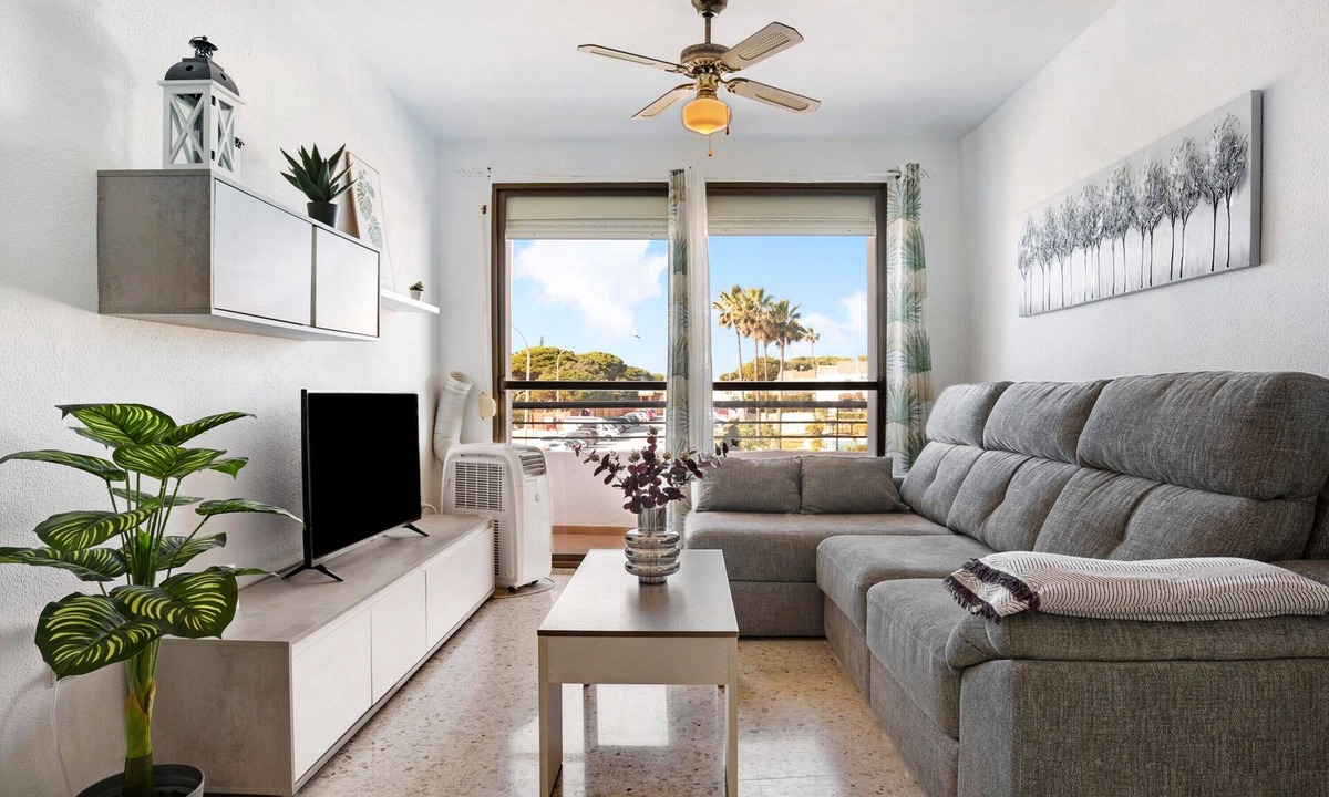 Poblado de Sancti Petri Apartment | Apartment with Sea Views in Chiclana de la Frontera