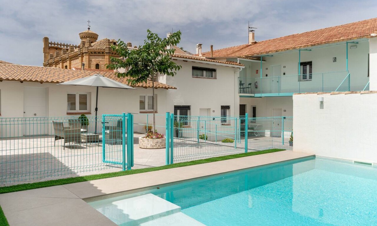 Puebla de Don Fadrique Apartment | Apartment 'Raízes 22 - 1' with Shared Pool, Wi-Fi, and Air Conditioning
