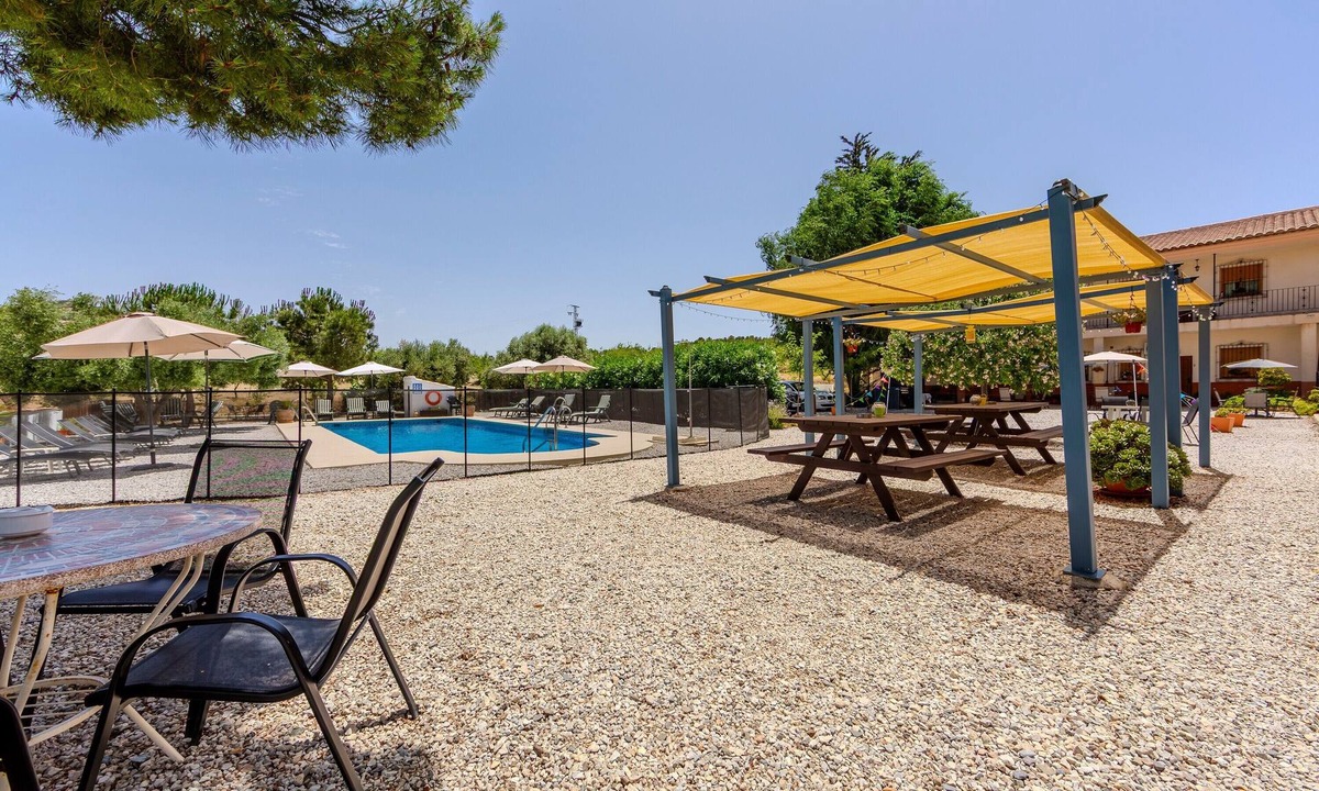 Velez Rubio Apartment | Apartment 'Apartamento Roble' with Mountain View, Wi-Fi and Air Conditioning