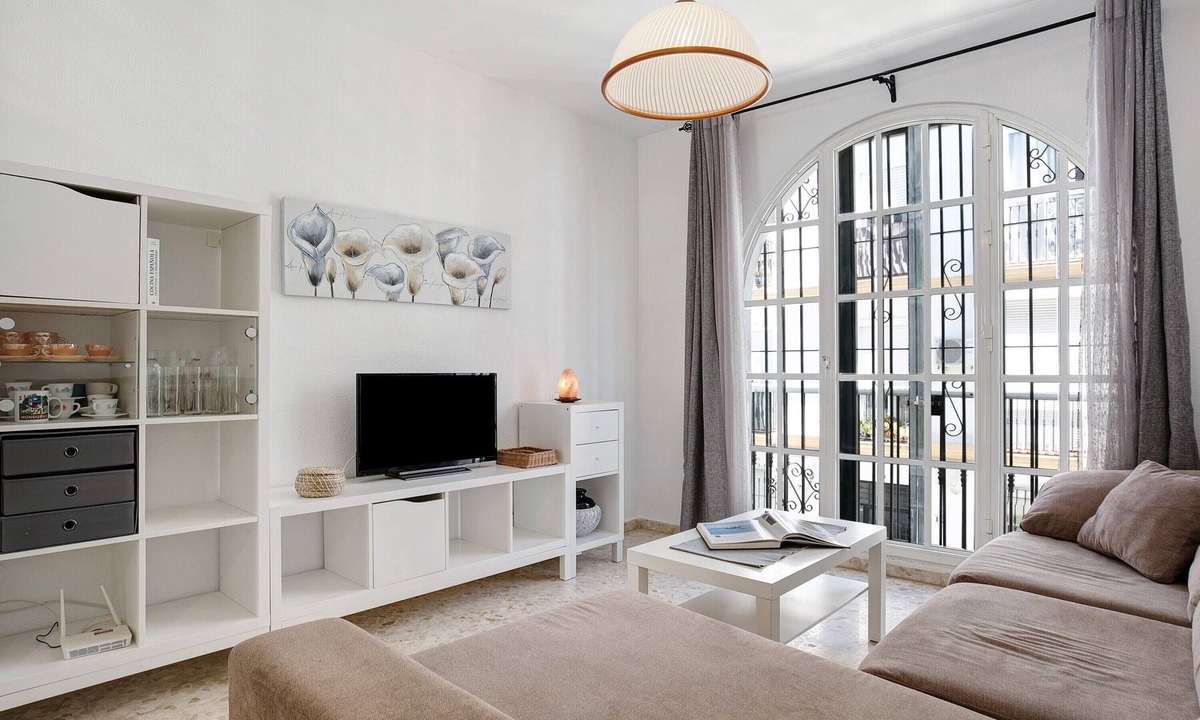 Barbate Apartment | Apartment 'Atlántico' with Balcony and Wi-Fi