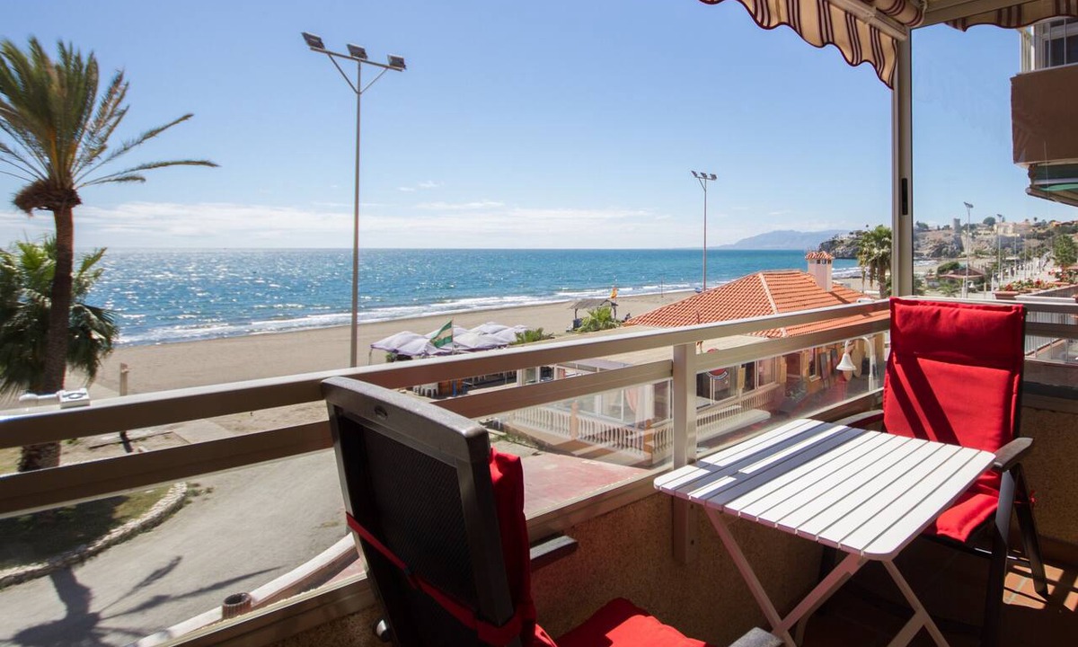 Rincon de la Victoria Apartment | Apartment "Studio 1 - Sea Front" Near the Beach with Sea View, Balcony, Terrace & Garden