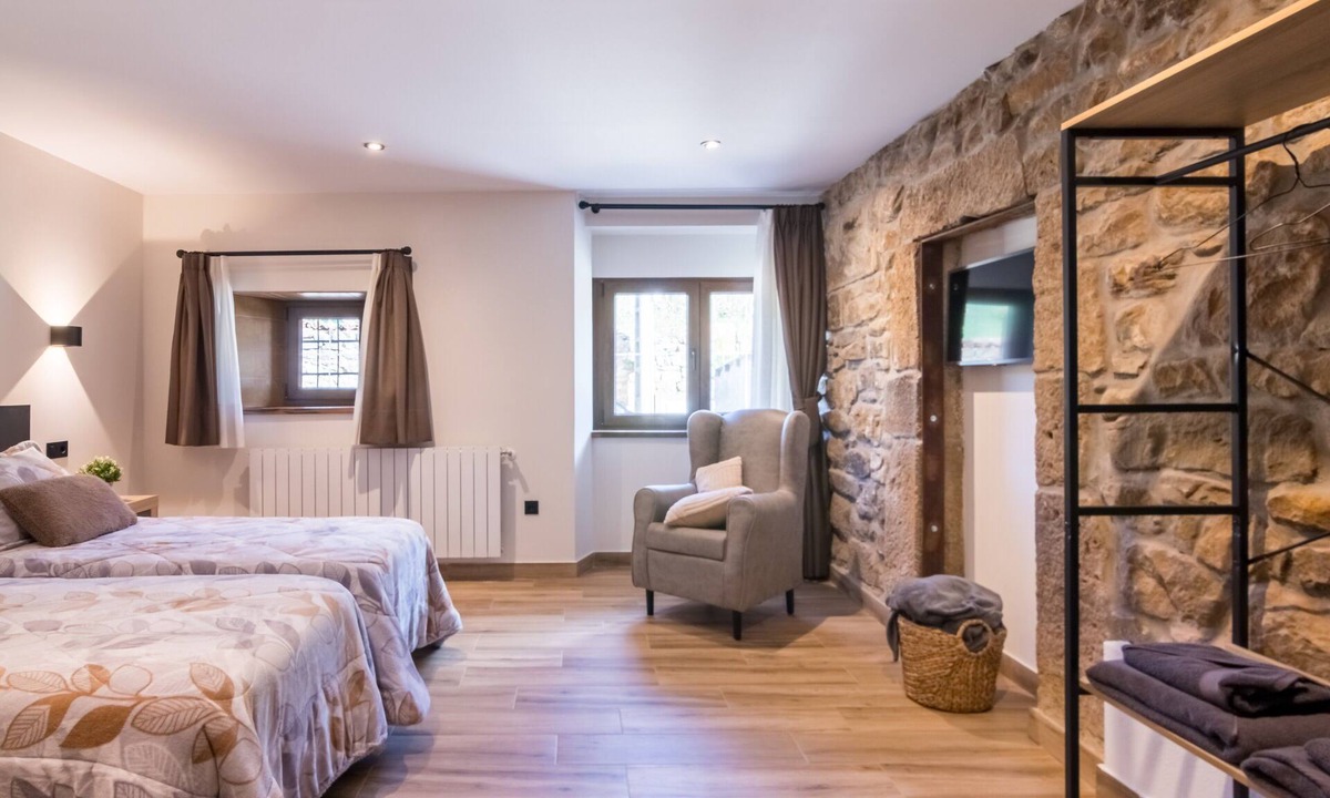 San Miguel de Aguayo Apartment | Apartment 'Las Casucas De Somavía 1' with Mountain View, Shared Terrace and Wi-Fi