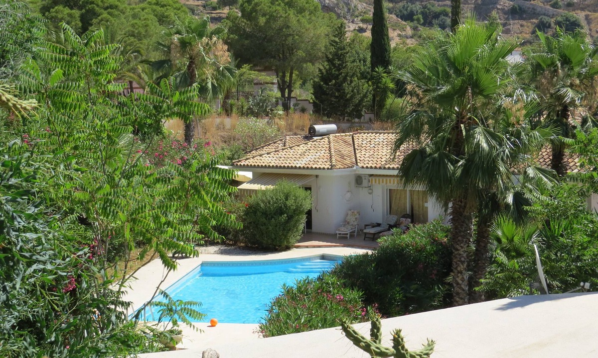 Mijas House | Apartment for 4 people in a finca with sea views