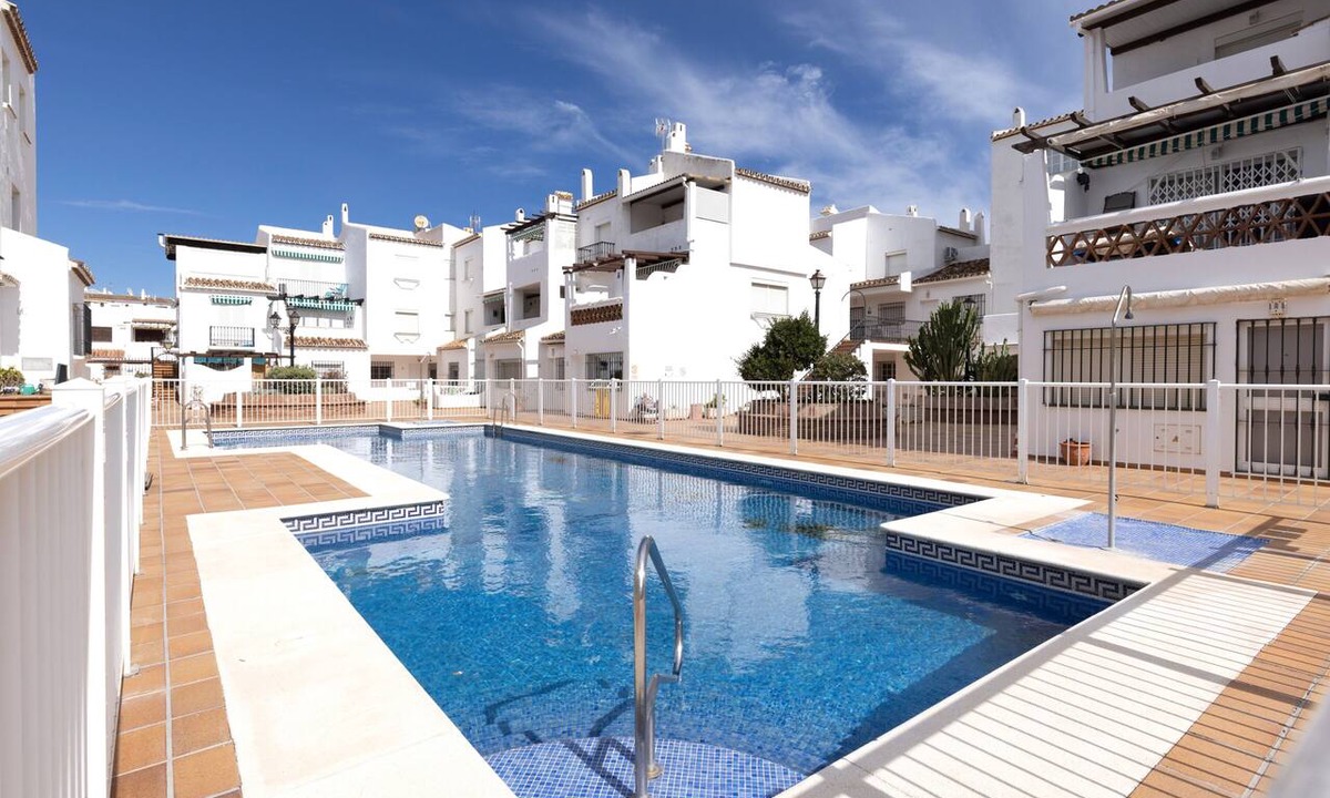 Cabrita Apartment | Apartment 'Los Flamencos Manilva Apartment' with Sea View, Wi-Fi and Air Conditioning