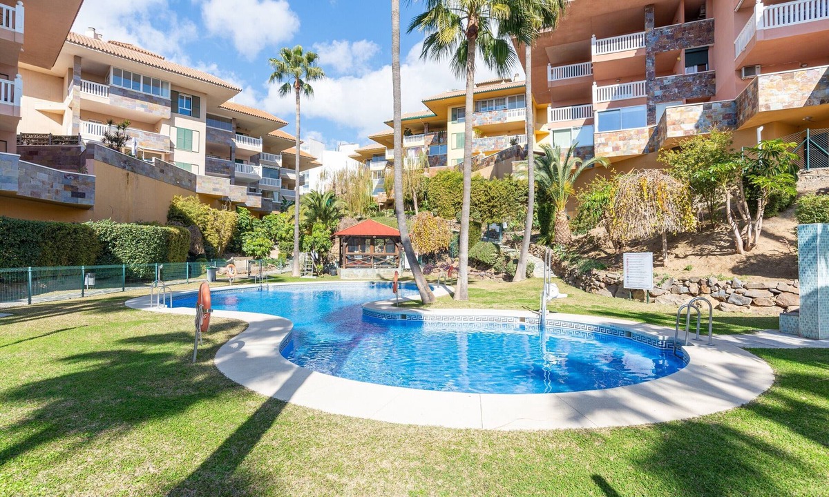 La Capellania Apartment | Apartment 'Lovely Higueron' with Mountain View, Wi-Fi and Air Conditioning