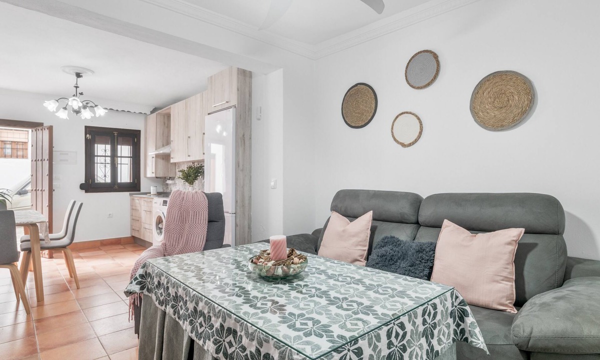 Grazalema Apartment | Apartment 'Mi Ilusión' with Wi-Fi