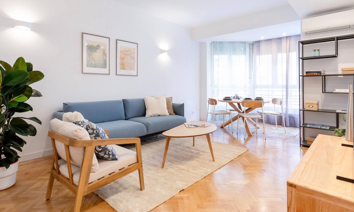 Arapiles Apartment | Apartment + Office room in Chamberí, Madrid
