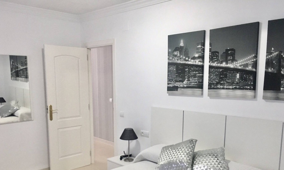 Ronda Apartment | APARTMENT PASSAGE ROUND CENTER