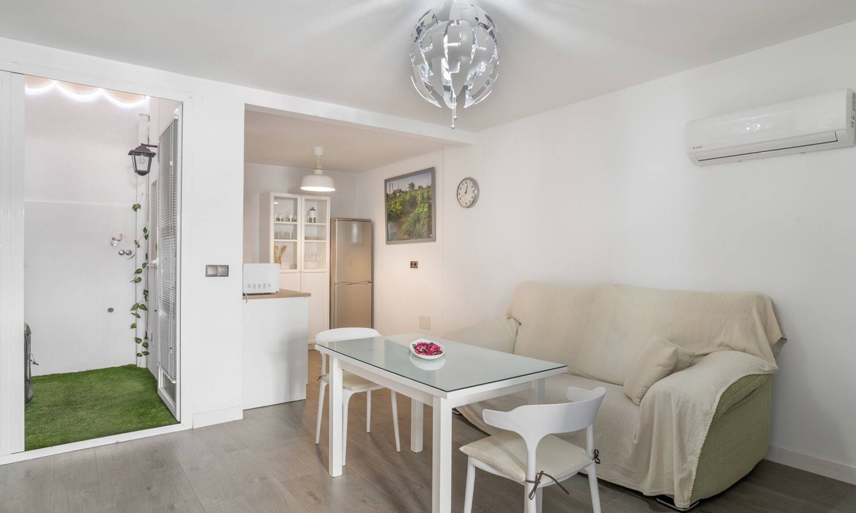 Ronda Apartment | Apartment 'Serranía' with Private Terrace, Wi-Fi and Air Conditioning