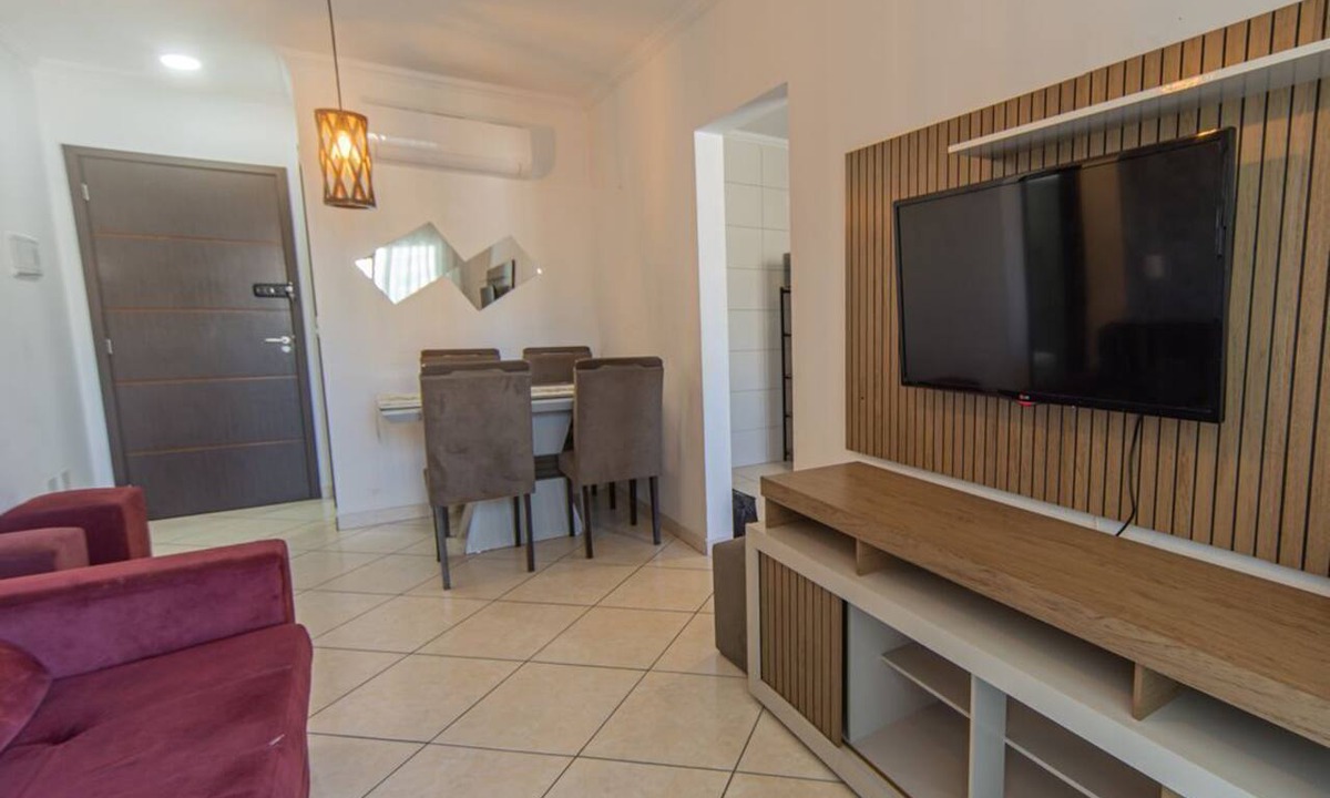Vila Assuncao Apartment | Apto com Varanda e Garagem 300m | Praia Vila Tupi