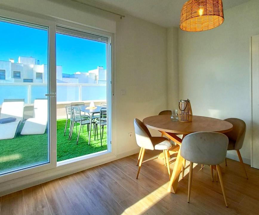 Retamar Apartment | Atenas Suite, 2 Hab, terraza, piscina y playa a 3 min