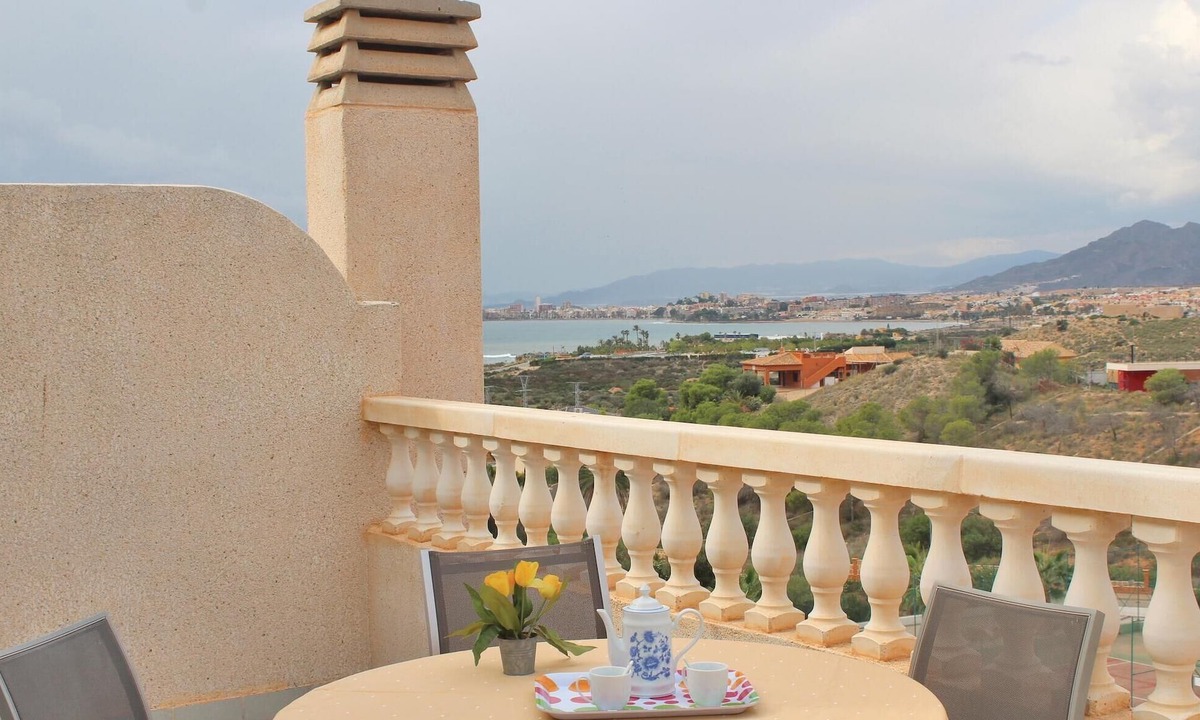 Isla Plana Apartment | Beach front apartment in Isla Plana