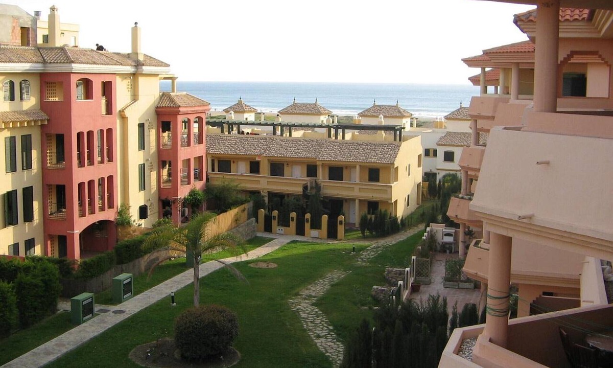 Atlanterra Apartment | Beachside Apartments with Pools and Parking in Zahara de los Atunes - APCOSTAS Puerto Zahara