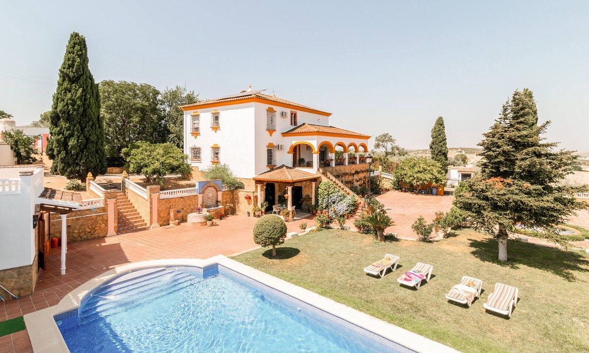 Aguilar de la Frontera House | Beautiful home in Aguilar de la Frontera
